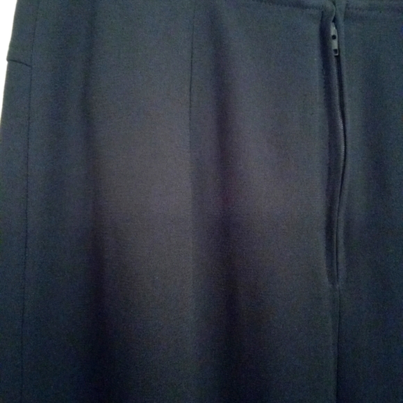 Friction Ladies Zip up Navy  Pencil Skirt - Picture 3 of 14